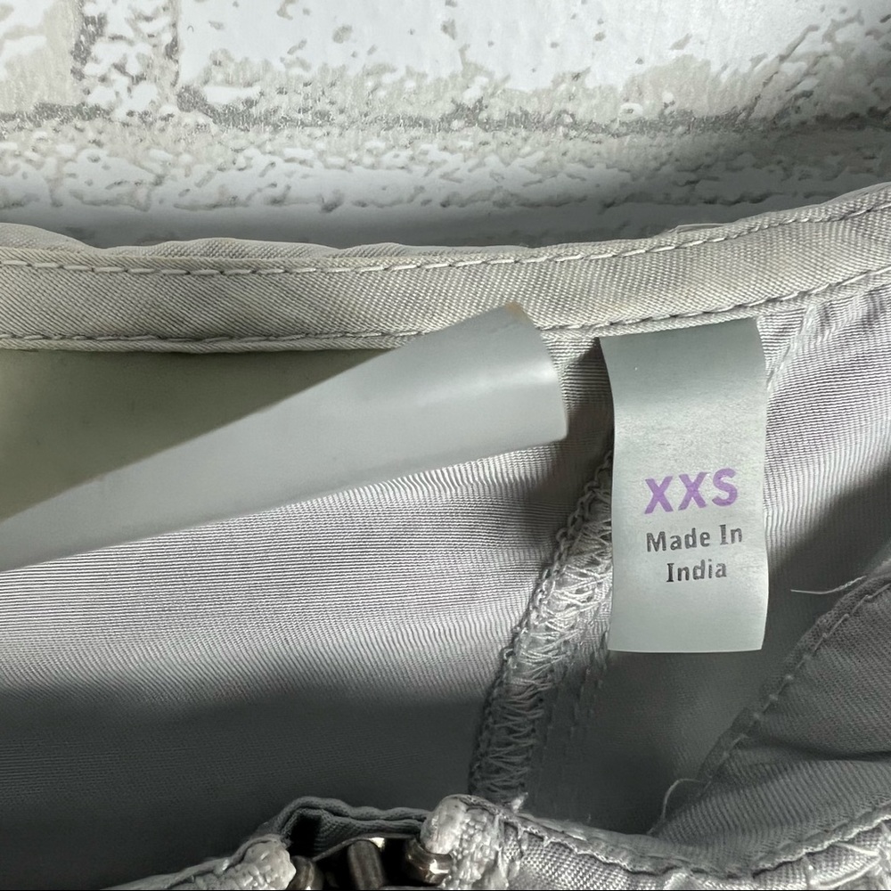Athleta Luminous Silver Shimmer Anorak coat - Picture 3 of 7